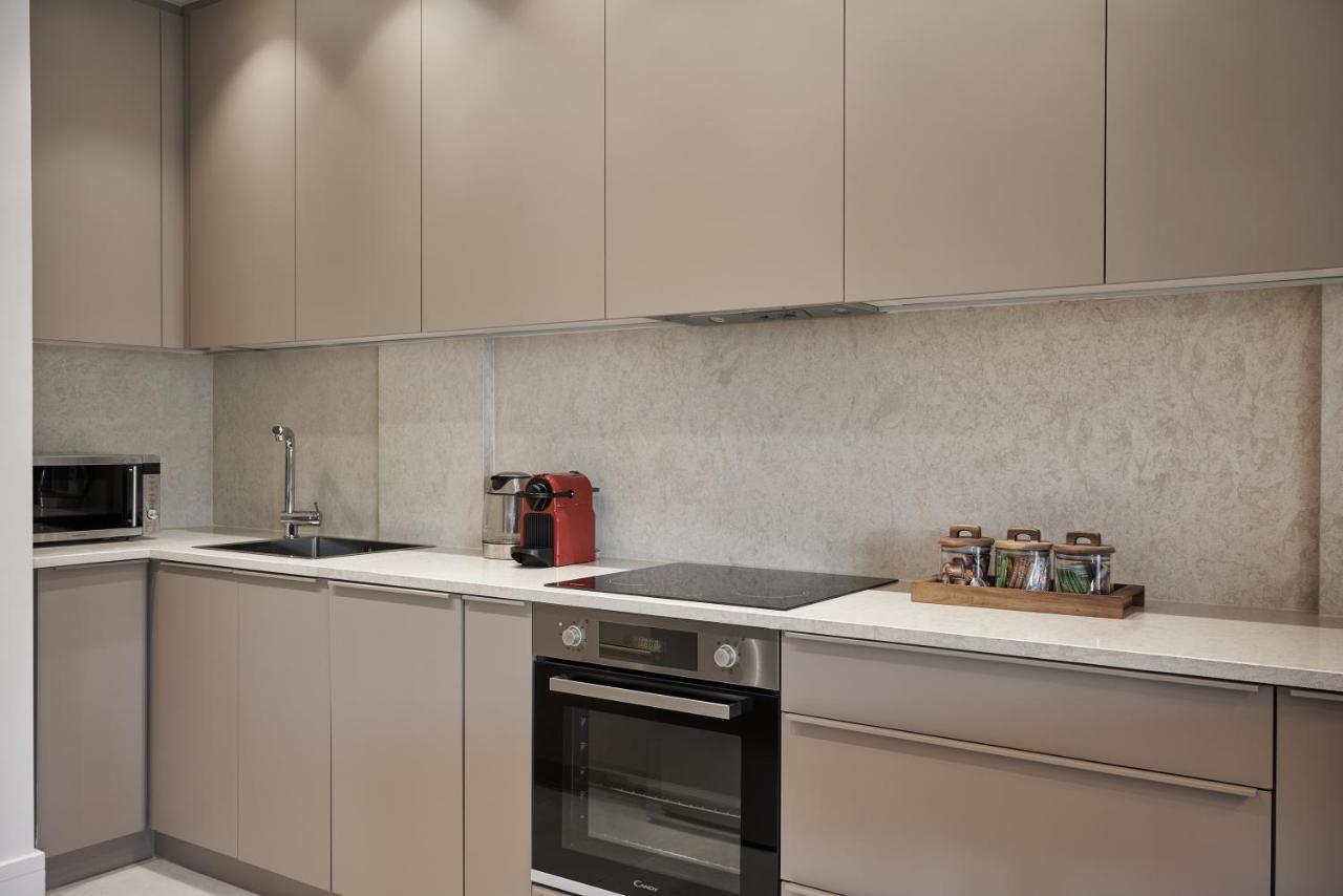 Urban Heights 3Bd Apt, Next To Hilton 아테네 외부 사진